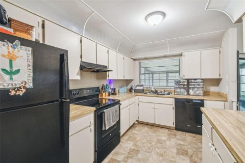 House in Hudson, Florida 2 bedrooms, 113.53 sq.m. № 1770939 - photo 26