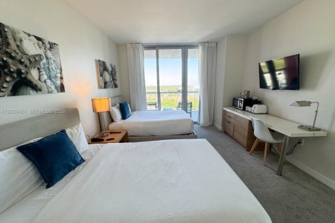 Copropriété à vendre à Hallandale Beach, Floride: 2 chambres, 96.34 m2 № 2090118 - photo 9