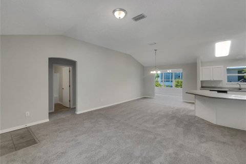 Villa ou maison à vendre à The Villages, Floride: 3 chambres, 141.86 m2 № 1675584 - photo 5
