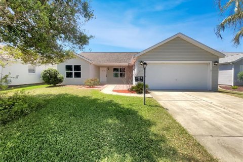 Villa ou maison à vendre à The Villages, Floride: 3 chambres, 141.86 m2 № 1675584 - photo 2