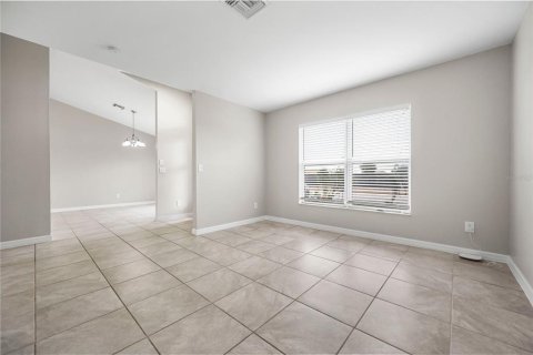 House in Cape Coral, Florida 3 bedrooms, 167.04 sq.m. № 1581870 - photo 28