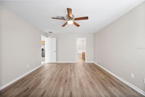 House in Cape Coral, Florida 3 bedrooms, 167.04 sq.m. № 1581870 - photo 20