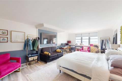 Condo in Miami, Florida, 2 bedrooms  № 1623135 - photo 29