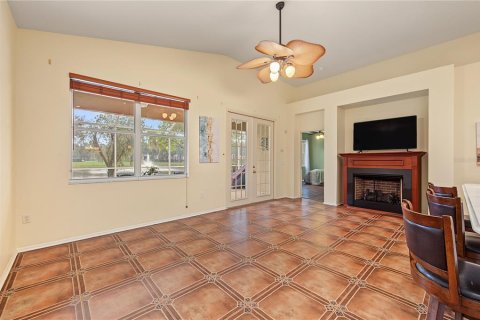 House in Tampa, Florida 3 bedrooms, 170.85 sq.m. № 2410330 - photo 25