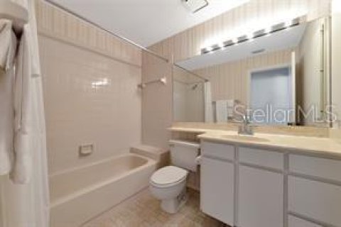Touwnhouse à vendre à Bradenton, Floride: 2 chambres, 175.49 m2 № 2406505 - photo 20