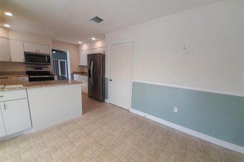 Touwnhouse à vendre à Bradenton, Floride: 2 chambres, 175.49 m2 № 2406505 - photo 6
