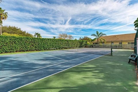 Touwnhouse à vendre à Bradenton, Floride: 2 chambres, 175.49 m2 № 2406505 - photo 27