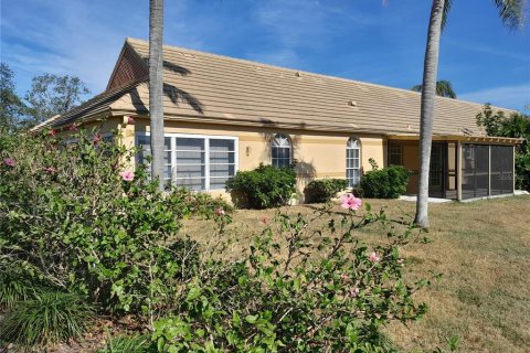 Touwnhouse à vendre à Bradenton, Floride: 2 chambres, 175.49 m2 № 2406505 - photo 24