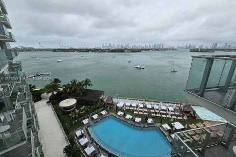 Condominio en venta en Miami Beach, Florida, 49.24 m2 № 1754391 - foto 2