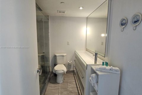 Condominio en venta en Miami Beach, Florida, 49.24 m2 № 1754391 - foto 5