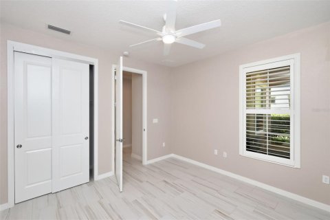 House in Venice, Florida 2 bedrooms, 139.45 sq.m. № 2393515 - photo 22