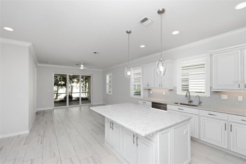 House in Venice, Florida 2 bedrooms, 139.45 sq.m. № 2393515 - photo 6