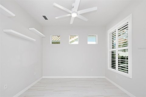 House in Venice, Florida 2 bedrooms, 139.45 sq.m. № 2393515 - photo 14