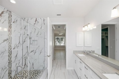House in Venice, Florida 2 bedrooms, 139.45 sq.m. № 2393515 - photo 18