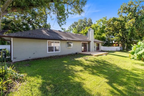 House in Orlando, Florida 3 bedrooms, 121.14 sq.m. № 2239603 - photo 24
