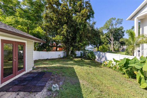 House in Orlando, Florida 3 bedrooms, 121.14 sq.m. № 2239603 - photo 21