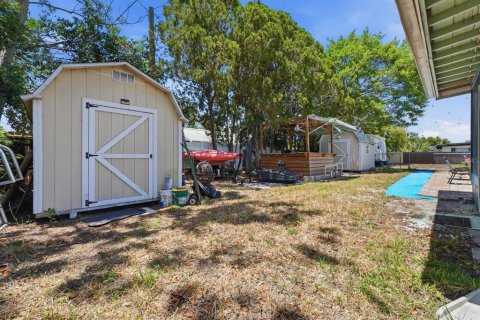 House in Saint Petersburg, Florida 4 bedrooms, 145.95 sq.m. № 2215761 - photo 25