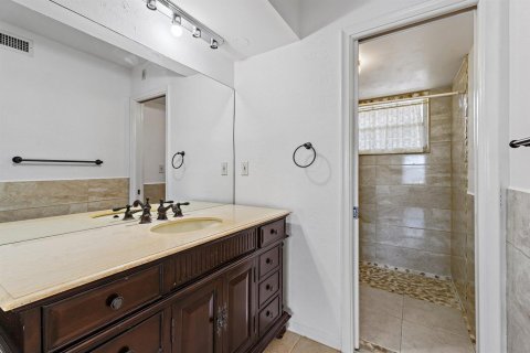 Copropriété à vendre à Palm Beach Gardens, Floride: 2 chambres, 107.95 m2 № 2187436 - photo 17
