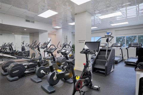 Copropriété à louer à Miami Beach, Floride: 2 chambres, 128.21 m2 № 2041791 - photo 8