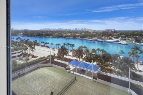 Copropriété à louer à Miami Beach, Floride: 2 chambres, 128.21 m2 № 2041791 - photo 26