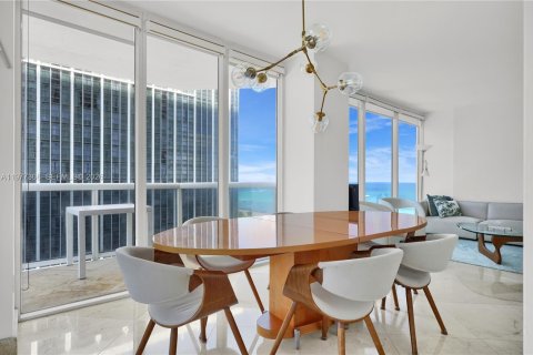 Copropriété à louer à Miami Beach, Floride: 2 chambres, 128.21 m2 № 2041791 - photo 23