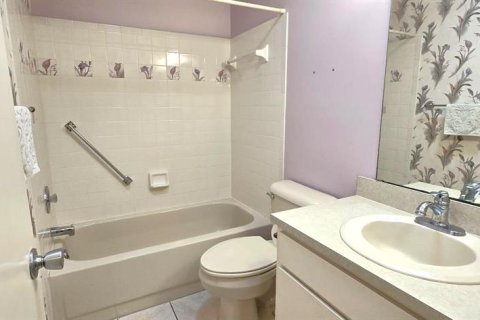 House in Ocala, Florida 2 bedrooms, 143.16 sq.m. № 1659782 - photo 17