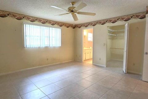 House in Ocala, Florida 2 bedrooms, 143.16 sq.m. № 1659782 - photo 19