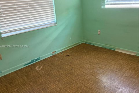 Купить виллу или дом в Майами-Гарденс, Флорида 3 спальни, 126.72м2, № 2034129 - фото 10