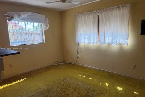 Купить виллу или дом в Майами-Гарденс, Флорида 3 спальни, 126.72м2, № 2034129 - фото 12