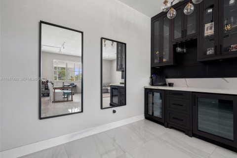 Copropriété à louer à Coral Gables, Floride: 2 chambres, 100.52 m2 № 2051563 - photo 21