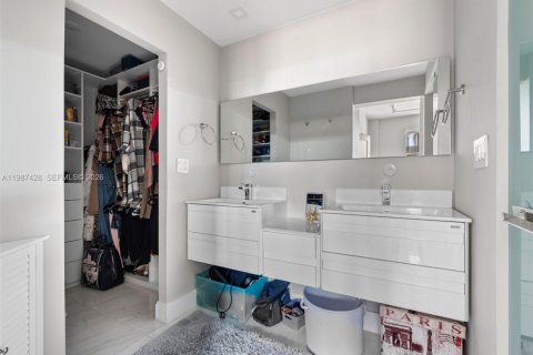 Copropriété à louer à Coral Gables, Floride: 2 chambres, 100.52 m2 № 2051563 - photo 17