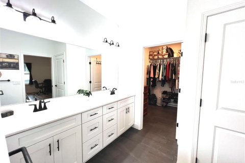 Casa en venta en Gainesville, Florida, 4 dormitorios, 167.22 m2 № 1670077 - foto 13