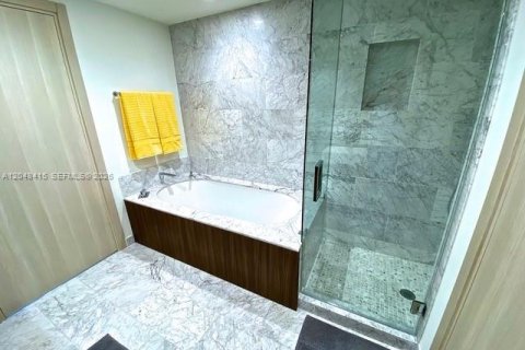 Снять в аренду кондоминиум в Майами, Флорида 1 спальня, 80.82м2, № 2145877 - фото 19