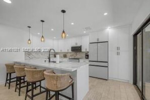 Купить виллу или дом в Марафон, Флорида 2 спальни, 130.43м2, № 2024272 - фото 13