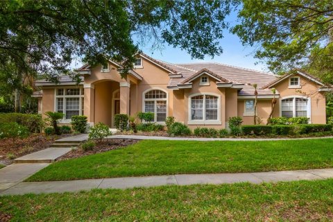 Villa ou maison à Lake Mary, Floride 4 chambres, 328.13 m2 № 2142400
