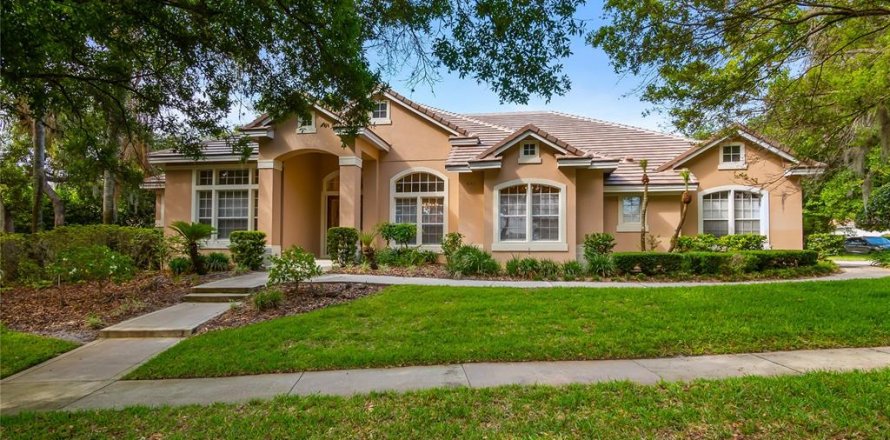 Villa ou maison à Lake Mary, Floride 4 chambres, 328.13 m2 № 2142400