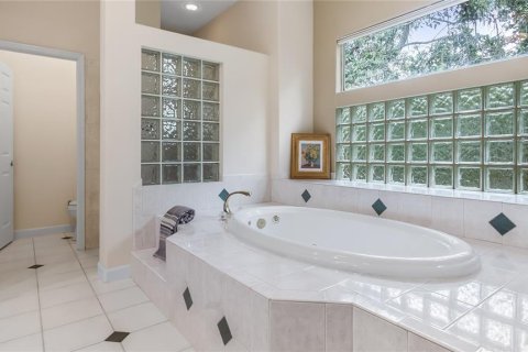 Villa ou maison à vendre à Lake Mary, Floride: 4 chambres, 328.13 m2 № 2142400 - photo 20