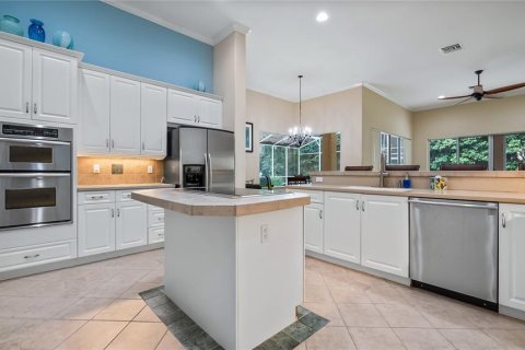 Villa ou maison à vendre à Lake Mary, Floride: 4 chambres, 328.13 m2 № 2142400 - photo 27