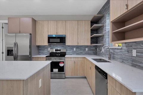 Casa en venta en North Port, Florida, 3 dormitorios, 138.98 m2 № 1561887 - foto 6