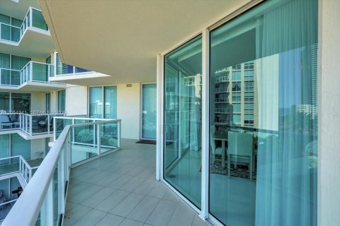 Condo in Sunny Isles Beach, Florida, 3 bedrooms  № 2180387 - photo 13