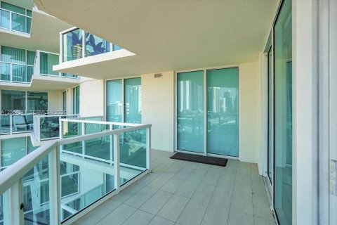 Condo in Sunny Isles Beach, Florida, 3 bedrooms  № 2180387 - photo 15