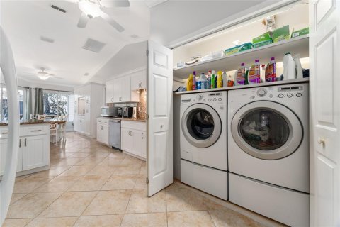 Villa ou maison à vendre à Summerfield, Floride: 3 chambres, 221.76 m2 № 1666791 - photo 25