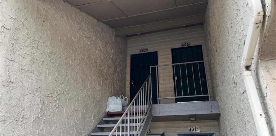 Condo à Orlando, Floride, 1 chambre  № 1831764