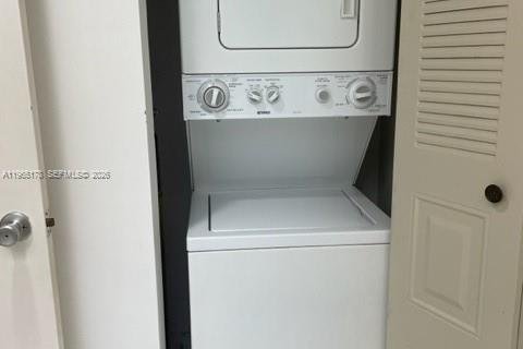 Condominio en alquiler en Pembroke Pines, Florida, 1 dormitorio, 97.08 m2 № 2026491 - foto 6