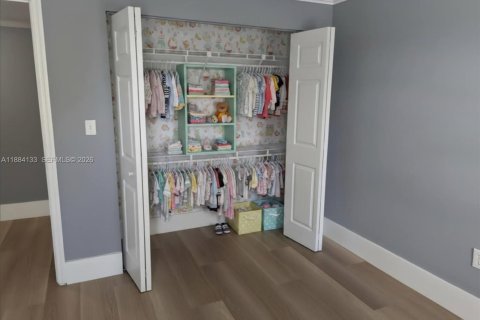 Снять в аренду кондоминиум в Майами, Флорида 3 спальни, 117.24м2, № 2079202 - фото 14