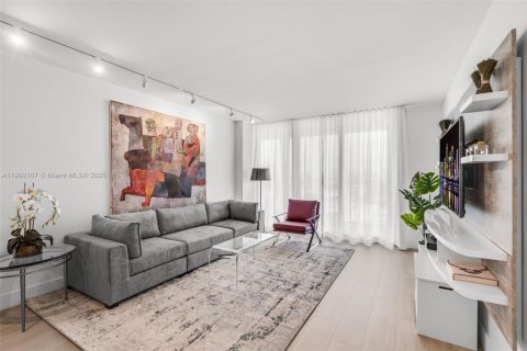 Condo in Miami Beach, Florida, 1 bedroom  № 2081766