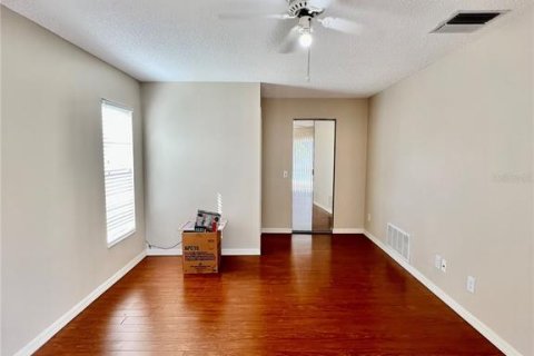 Villa ou maison à louer à Safety Harbor, Floride: 4 chambres, 181.9 m2 № 1843287 - photo 22