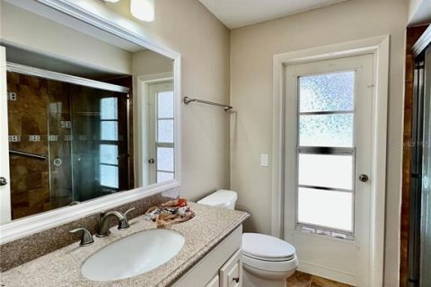 Villa ou maison à louer à Safety Harbor, Floride: 4 chambres, 181.9 m2 № 1843287 - photo 16