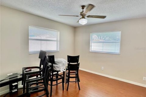 Villa ou maison à louer à Safety Harbor, Floride: 4 chambres, 181.9 m2 № 1843287 - photo 17