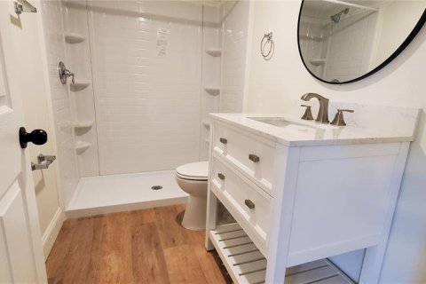 Villa ou maison à louer à Winter Haven, Floride: 1 chambre, 74.32 m2 № 1856002 - photo 5